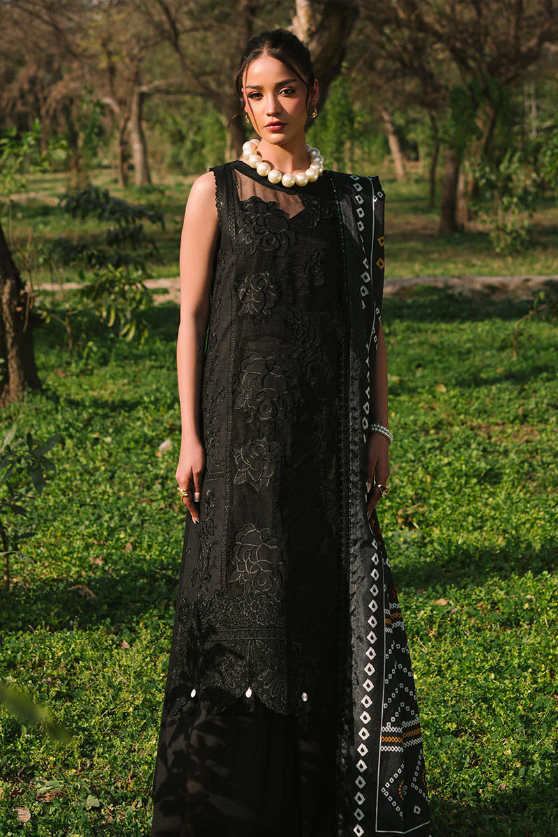 Mahnur Dahlia Luxury Lawn '25 - Zoe