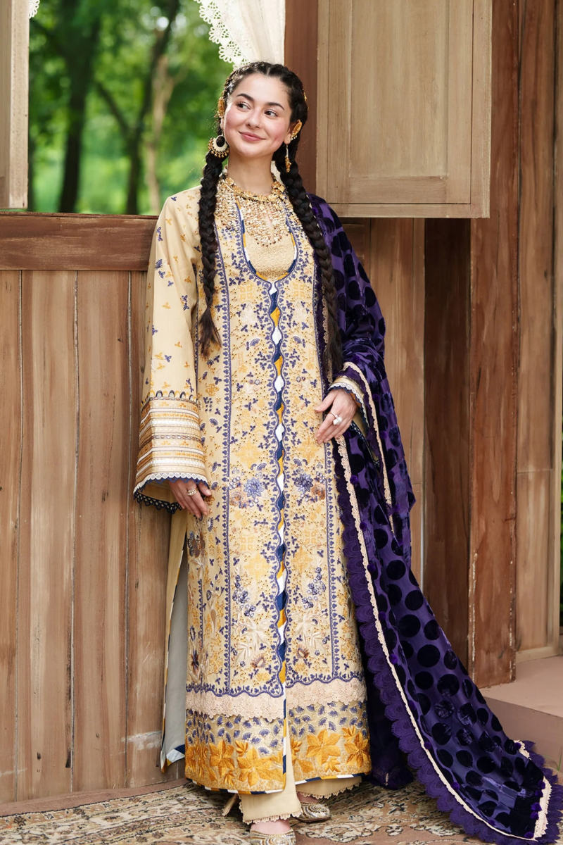 Maryam Hussain Winter Shawl'26 - Moonstone