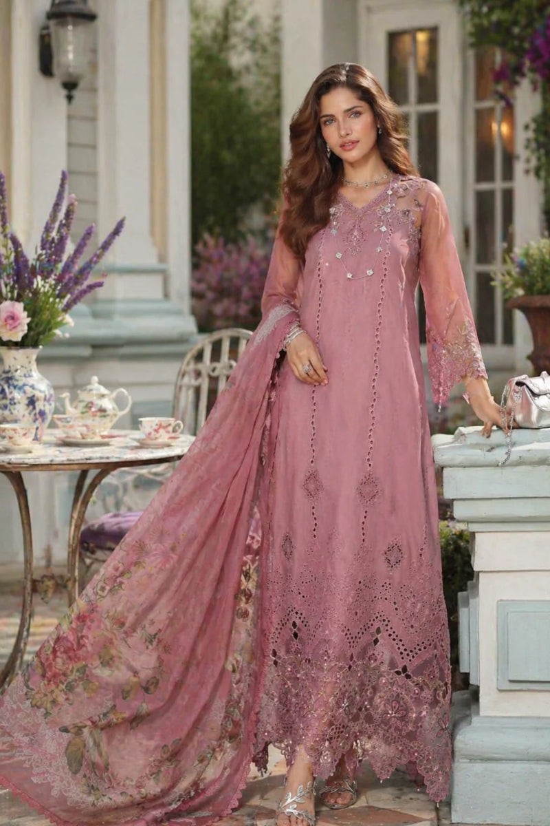 Noor By Sadia Asad Luxe Chikankari '26 - D8